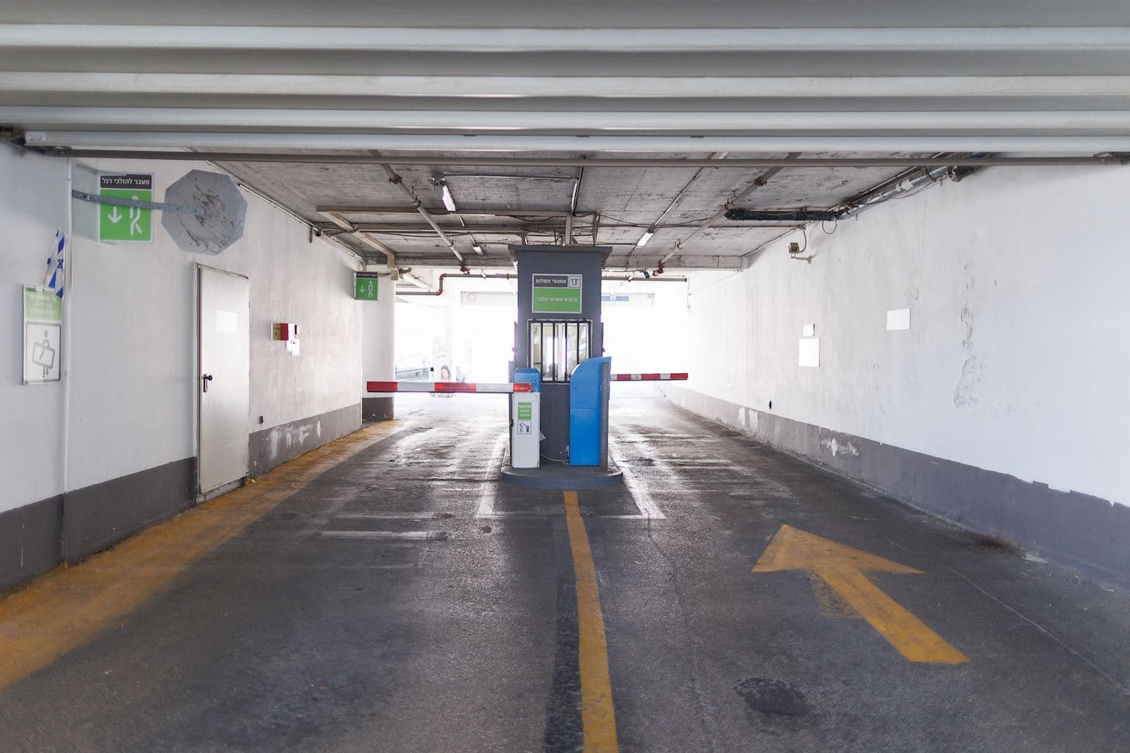 parking-lot-image 4