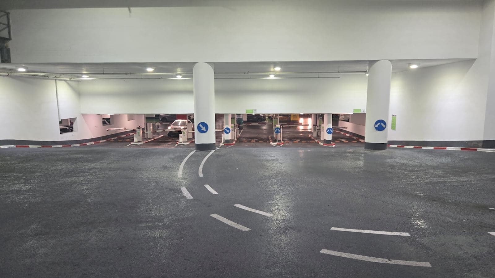 parking-lot-image 3