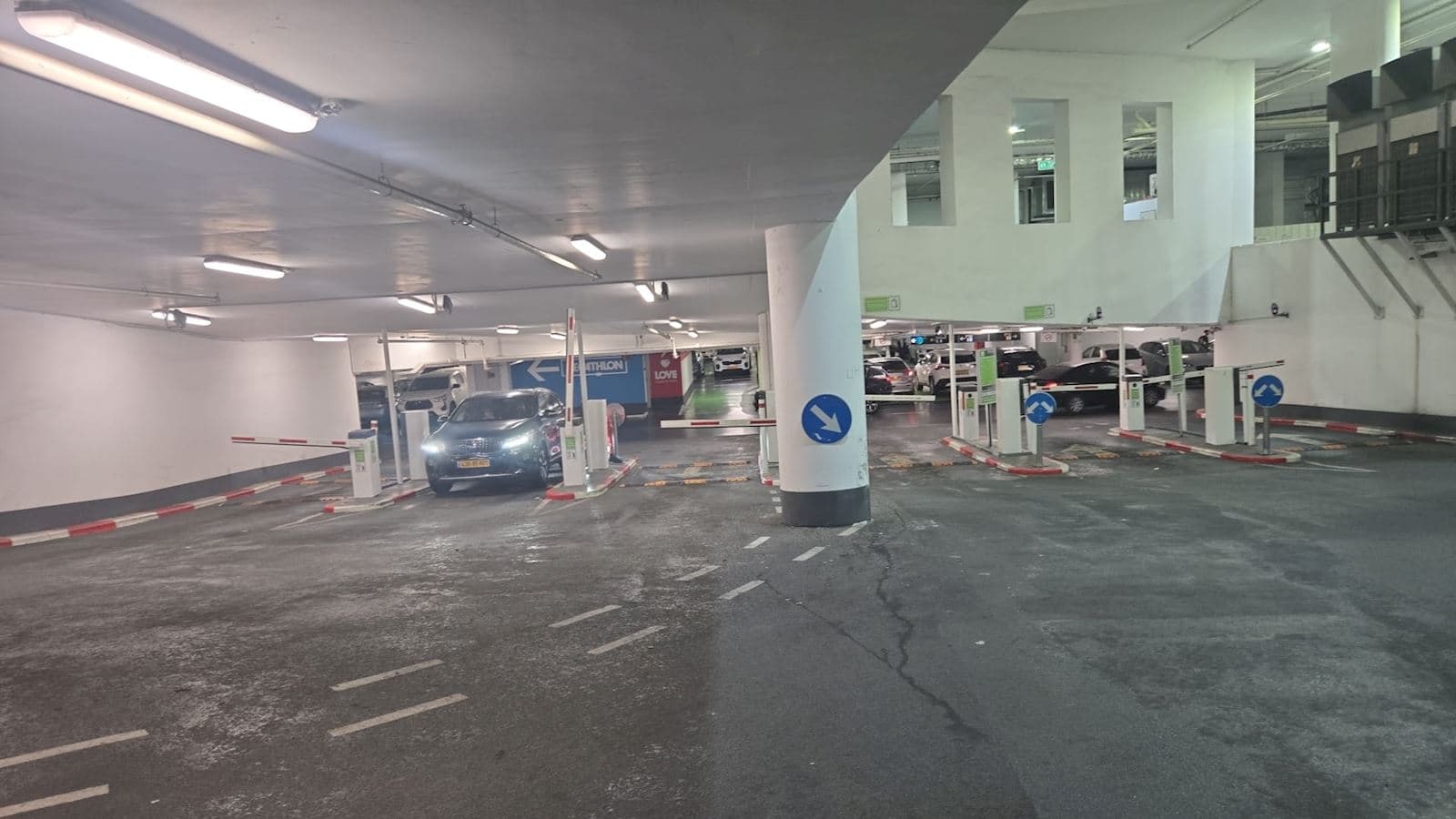 parking-lot-image 2